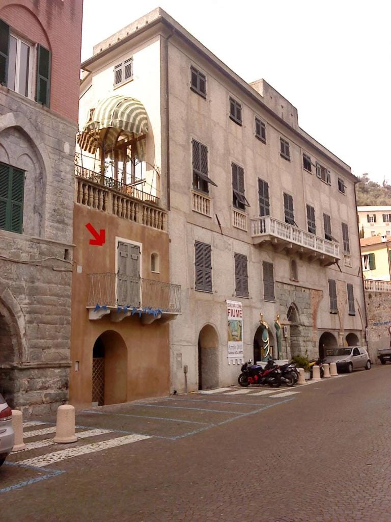 Noli con balcone fronte mare Apartment in Noli