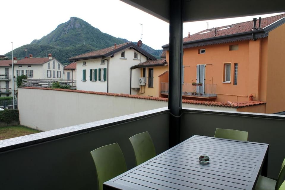 Natural landscape, Balcony/Terrace, Mountain view