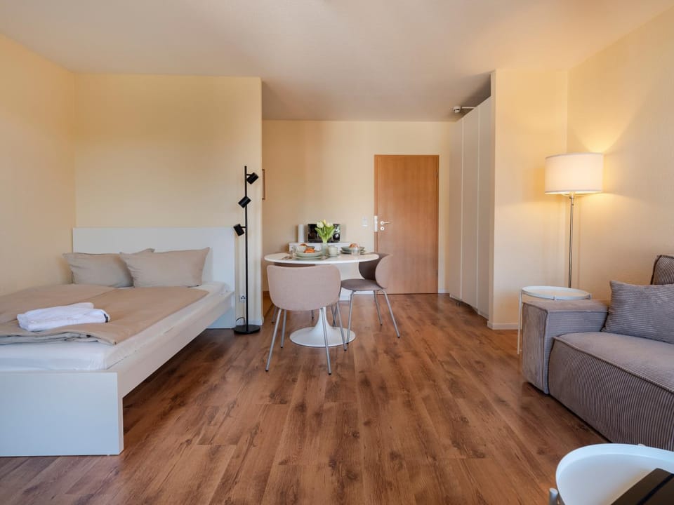 Dining area, Bedroom