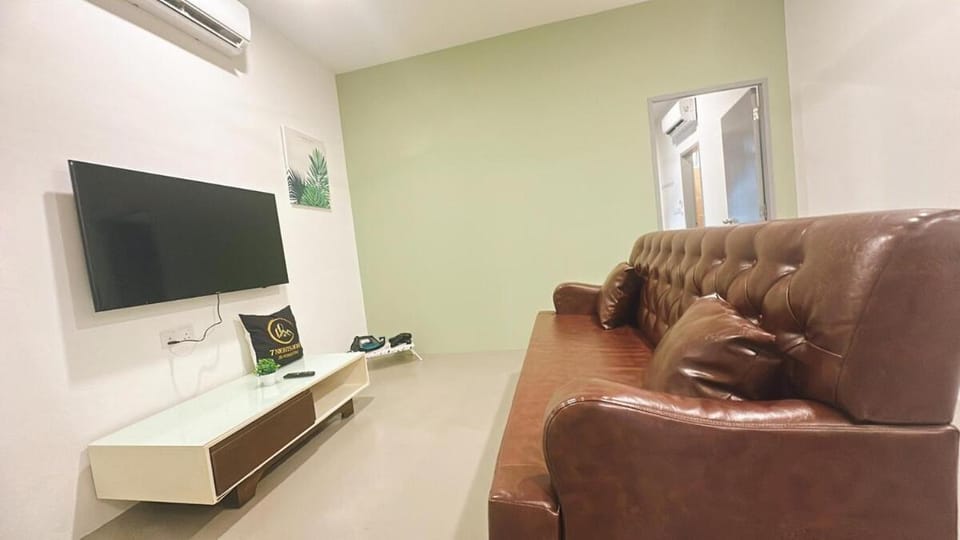 2 Bedroom Townhouse Homestay In Bandar Dato Onn House in Pahang, Malaysia