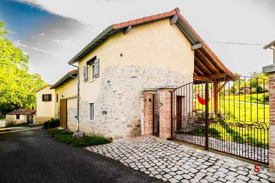 À la campagne House in Auvergne-Rhône-Alpes