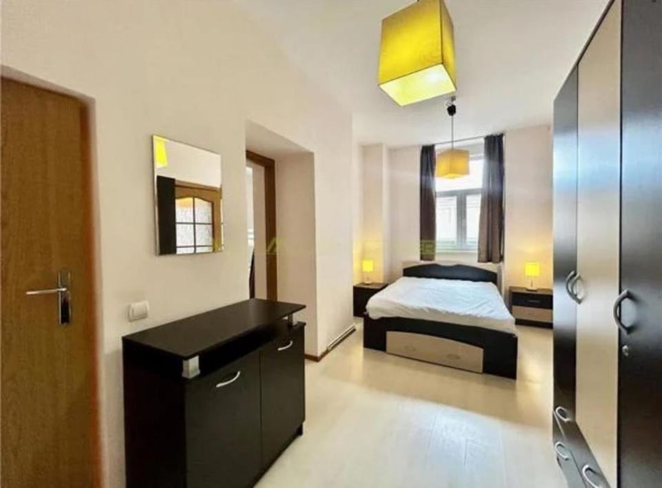 Spacious apartment in the historic center Brasov Apartment in Brasov