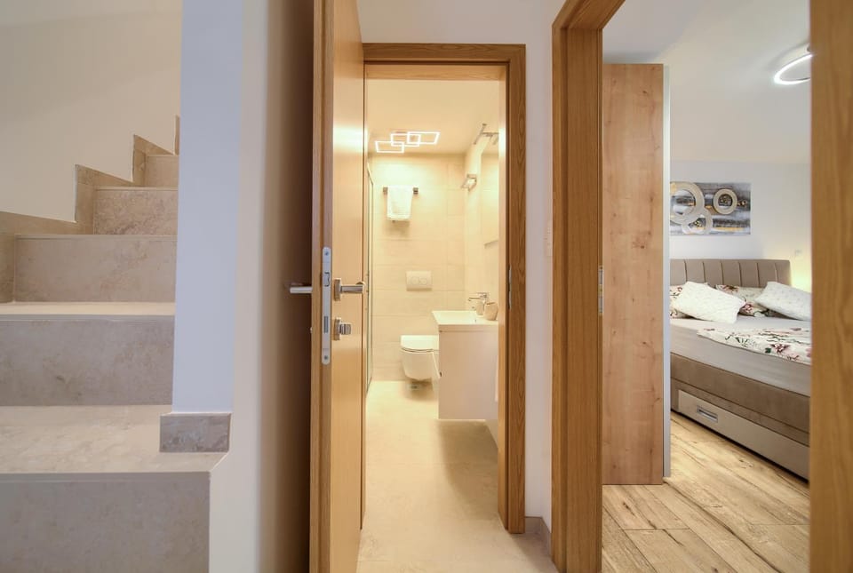 Bed, Bathroom, Bedroom