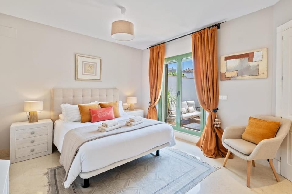 Casa del Loro - Sotogrande Marina Apartment in Andalusia