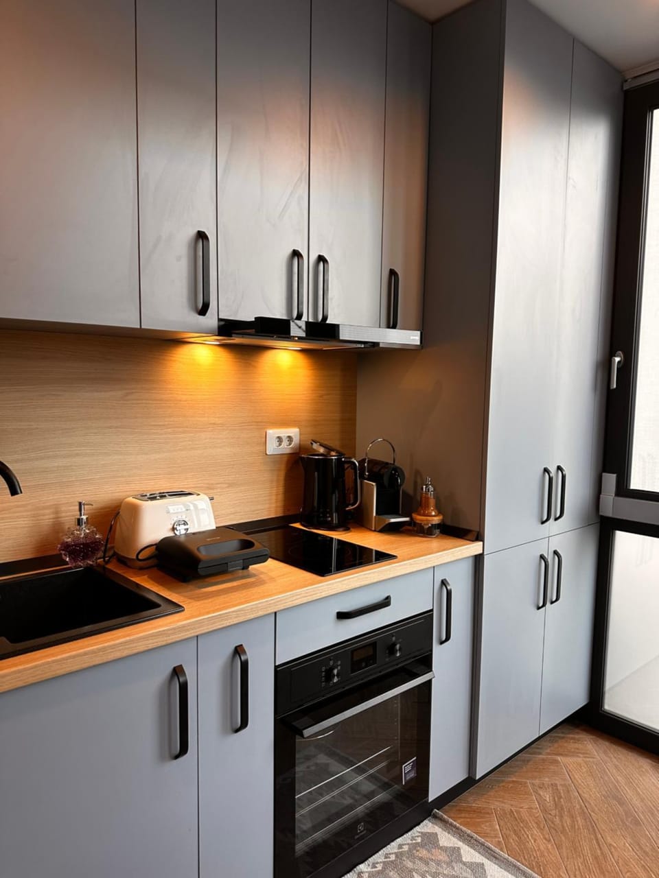 Apartament Central & Garden Madonna - Petunilor Apartment in Craiova