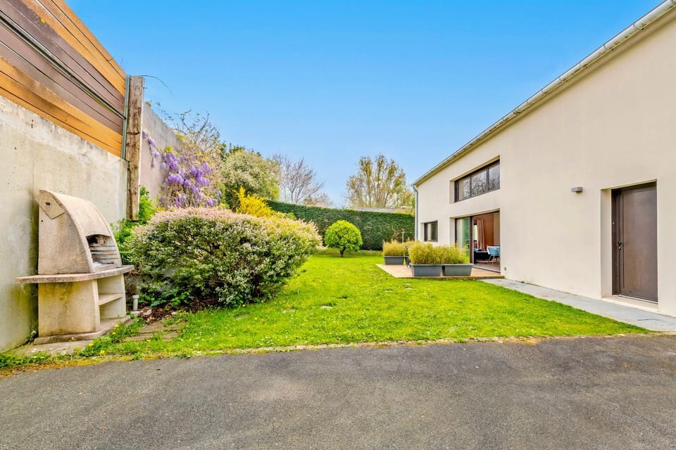 Property building, BBQ facilities, Garden, Garden view