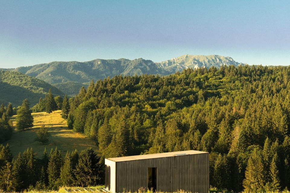 Property building, Spring, Day, Natural landscape, Mountain view
