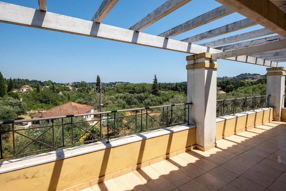 Paula Cozy Villa in Corfu Villa in Peloponnese, Western Greece and the Ionian