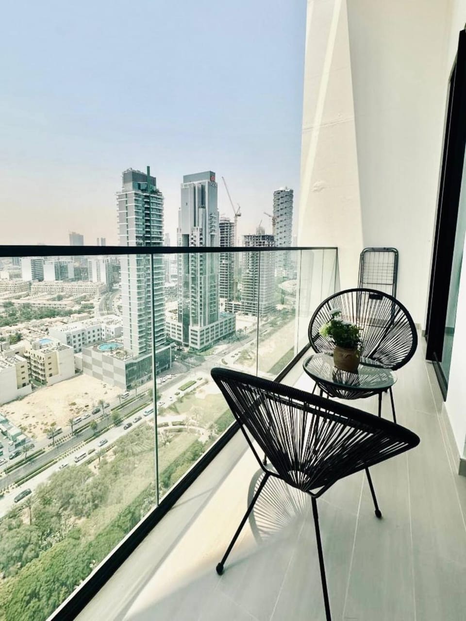 Abstract 1br Flair Gym Pool And Free Parking! Apartment in Dubai