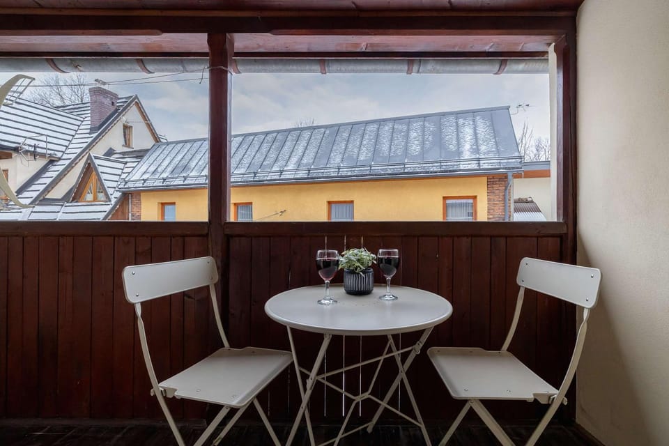 Balcony/Terrace, Dining area