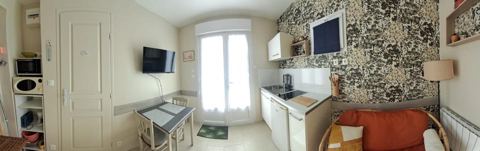 Chez Sylvia et Patrice Bed and Breakfast in Normandy