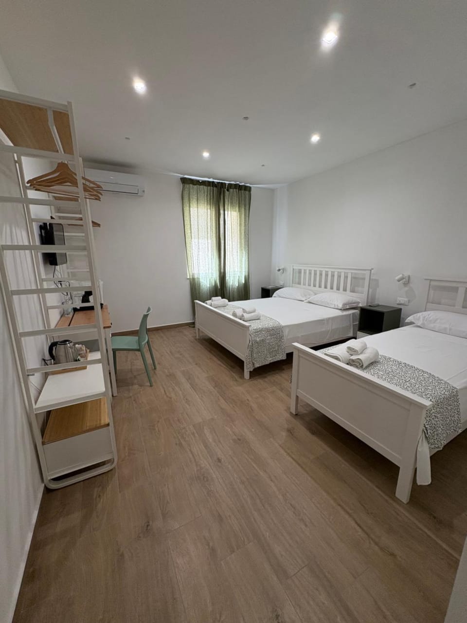 Marelunaroom Bed and Breakfast in Reggio Calabria