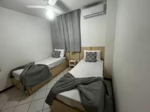 Bed, Photo of the whole room, Bedroom, air conditioner