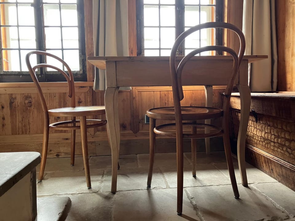 Seating area, Dining area