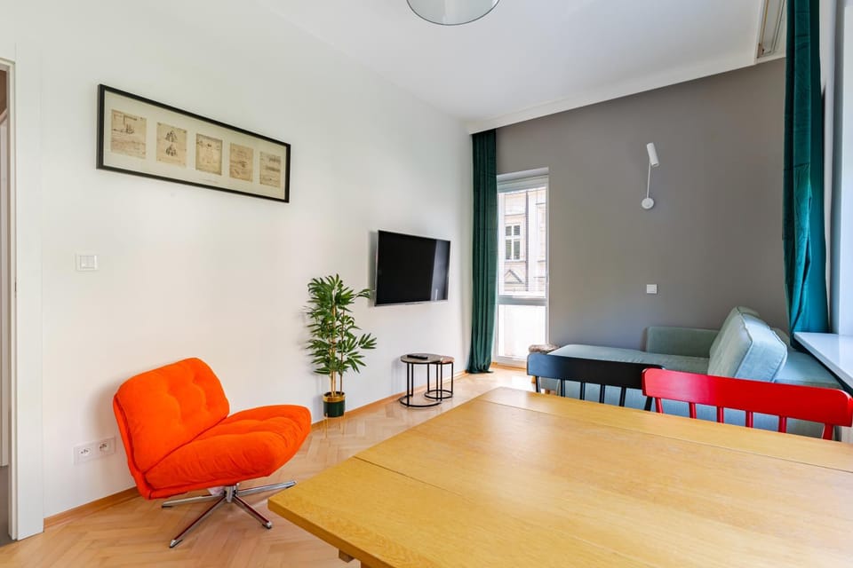 Hoza str Apt Close to everything Apartment in Warsaw