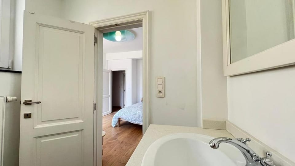 301 Loft Chic Central Apartment in Liège