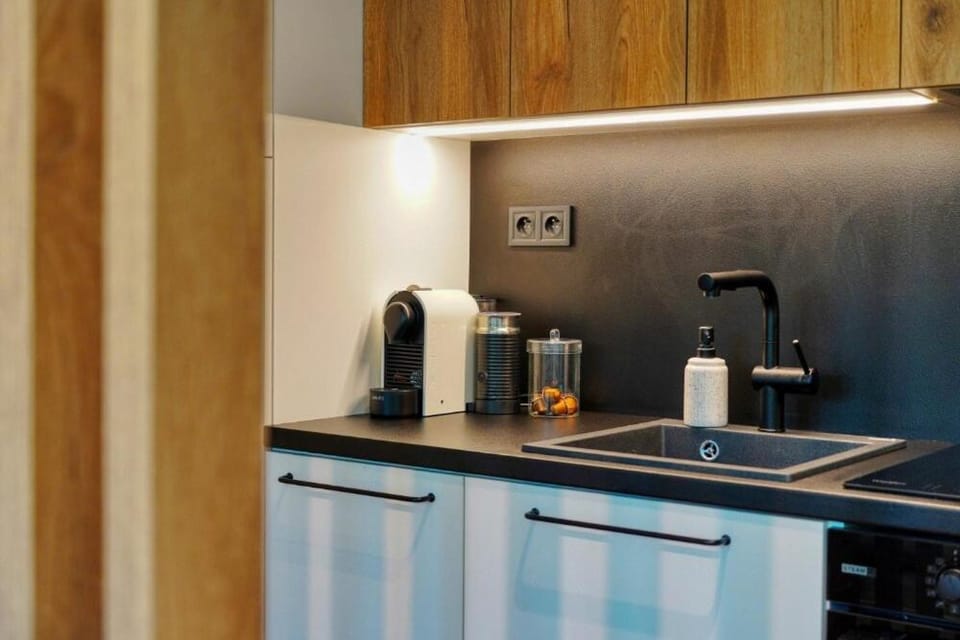 Coffee/tea facilities, Kitchen or kitchenette
