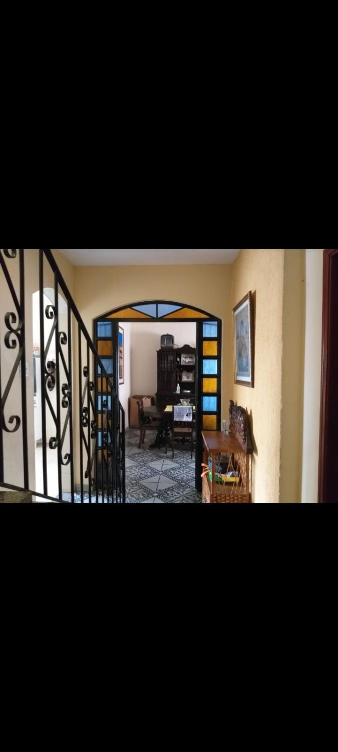 Casa ampla no centro de Aparecida com piscina e garagem House in State of São Paulo
