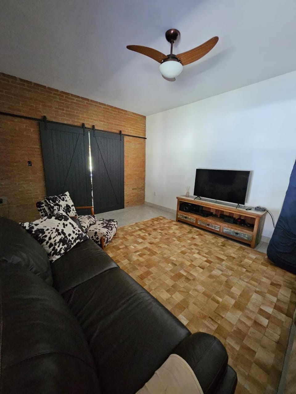Communal lounge/ TV room, TV and multimedia, Living room