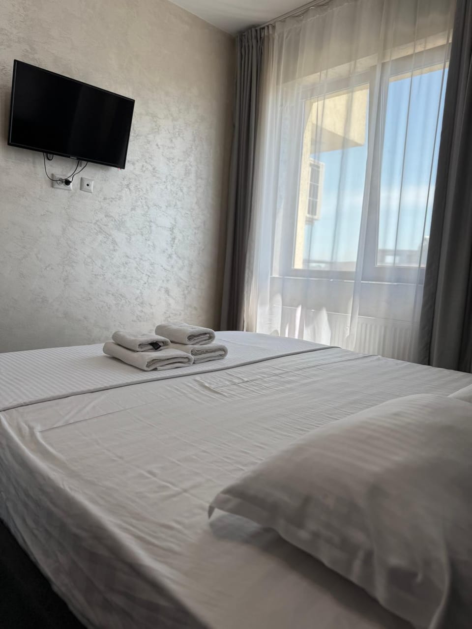 TV and multimedia, towels, wardrobe