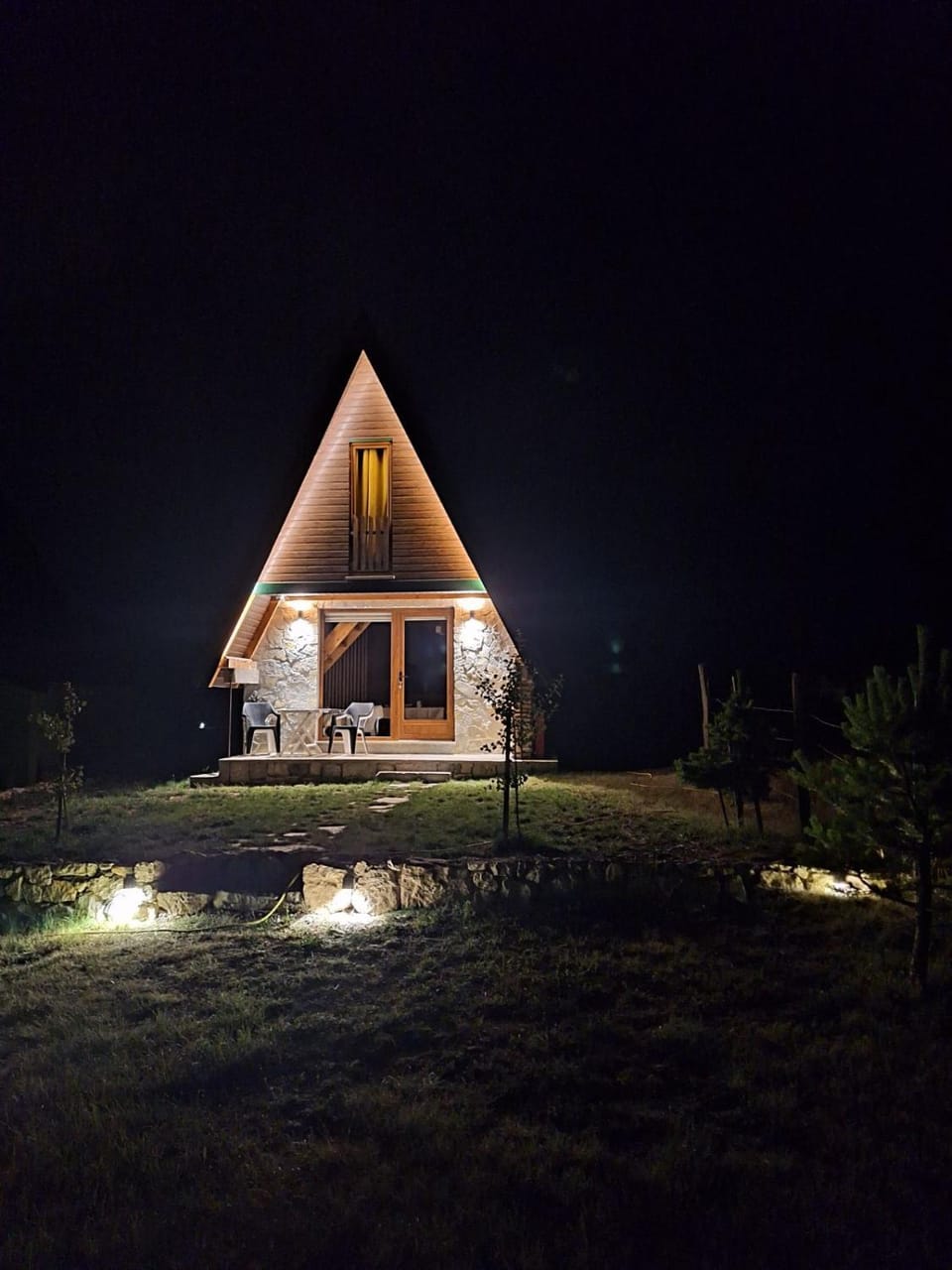 WIND Cottage House in Montenegro