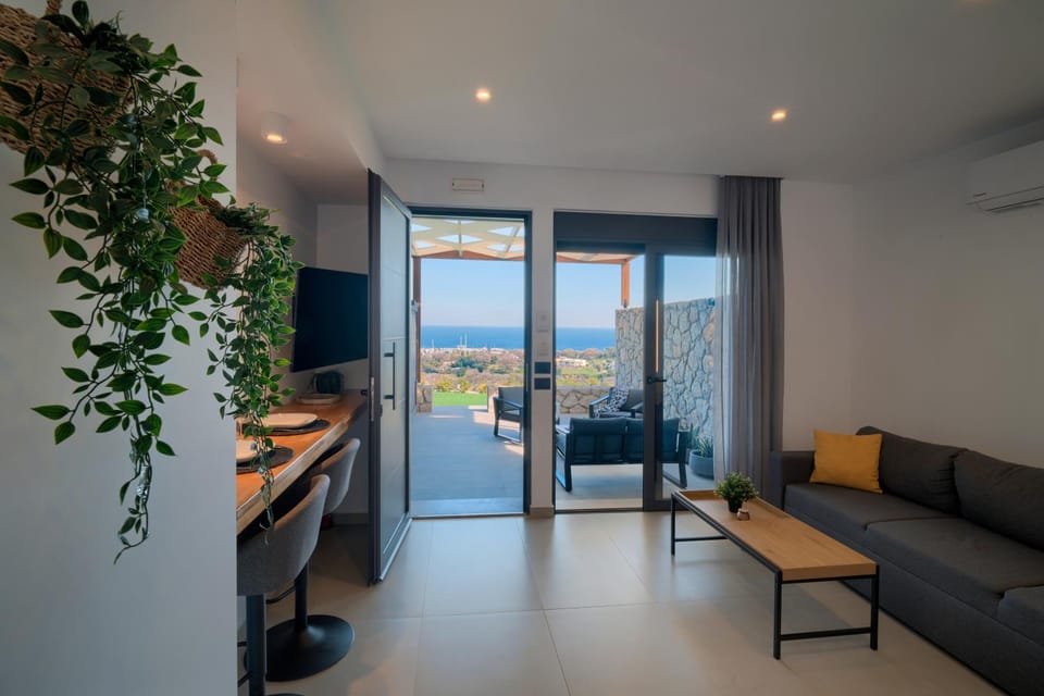 Balcony/Terrace, Seating area, Dining area, Sea view