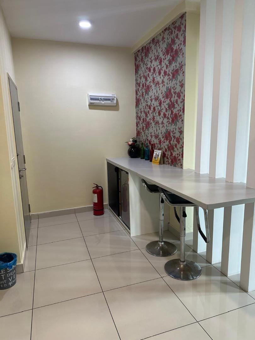 Evo 24 free NETFLIX and WIFI Apartment in Negeri Sembilan, Malaysia