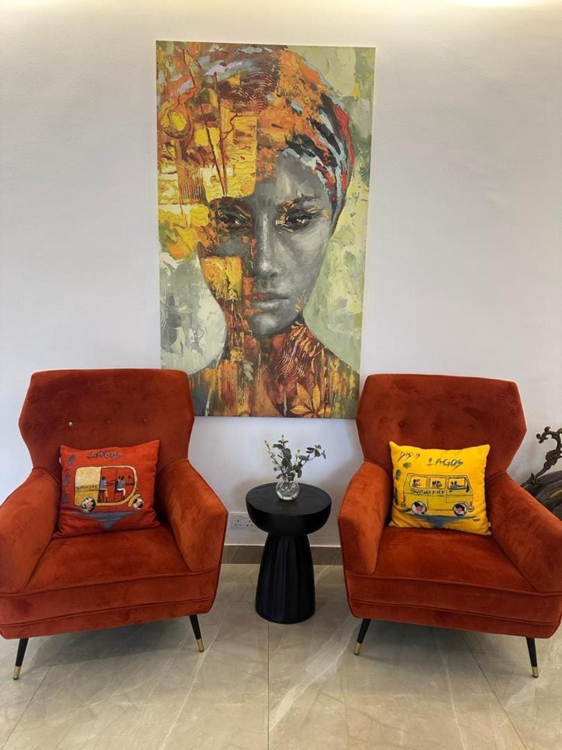 Living room, Decorative detail, Seating area