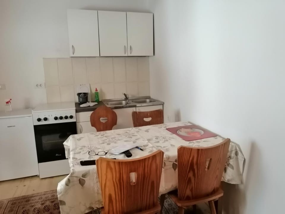 Šumska kuća Nada House in Zlatibor District, Serbia