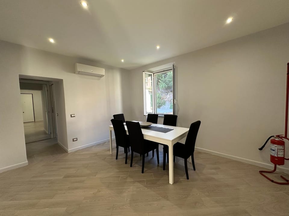 Dining area, air conditioner