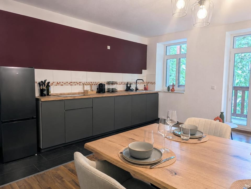 Kitchen or kitchenette, Food