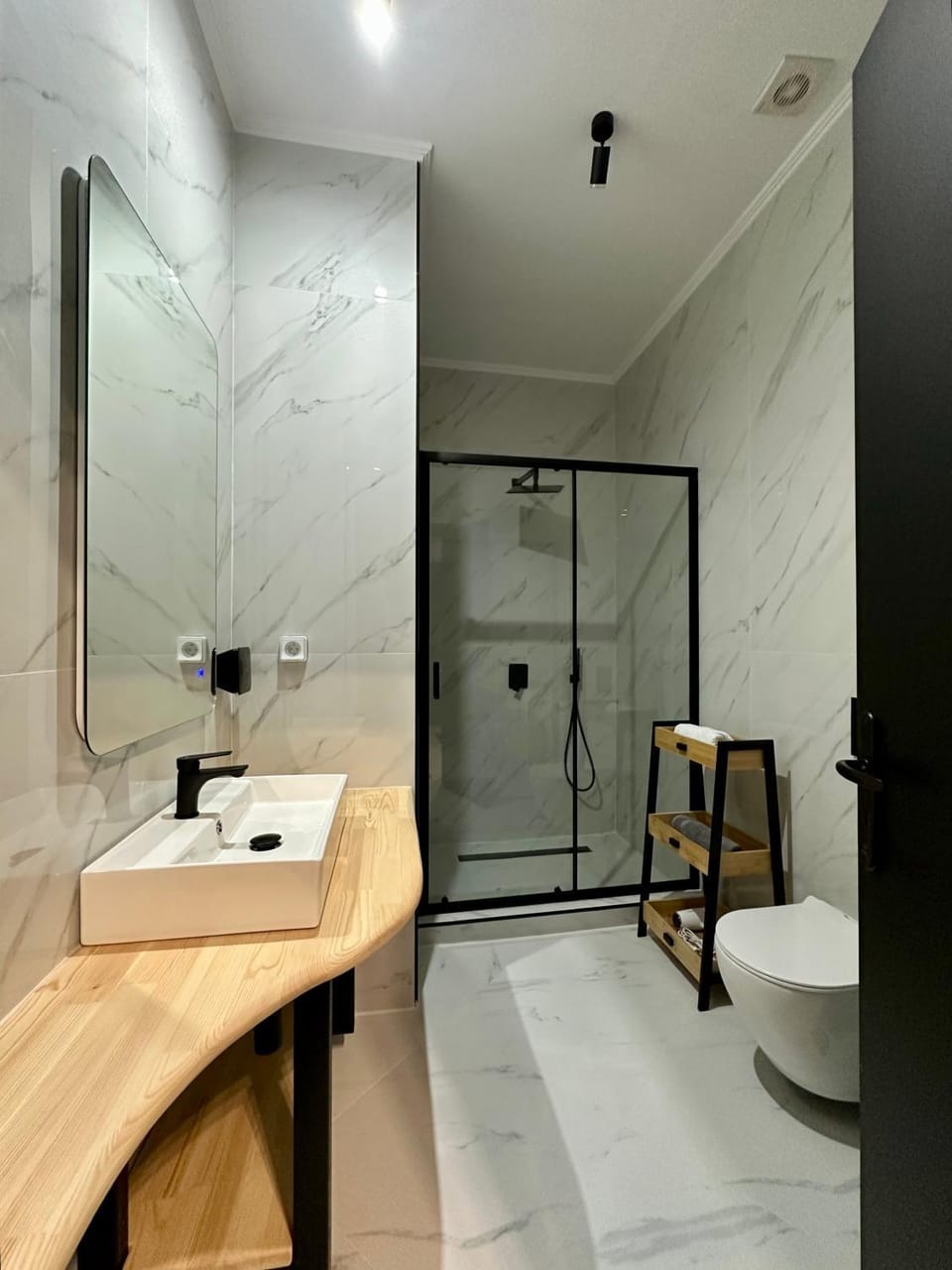 Easy Wave Premium Suites Apartment in Messenia