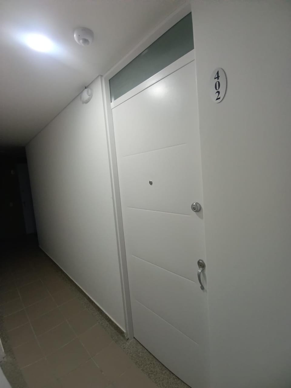 Apartaestudio amoblado, Edificio Avanzzare T2-402 Apartment in Bogota