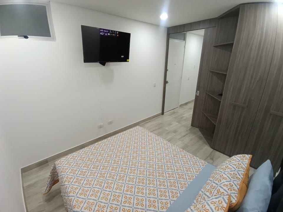 Apartaestudio amoblado, Edificio Avanzzare T2-402 Apartment in Bogota