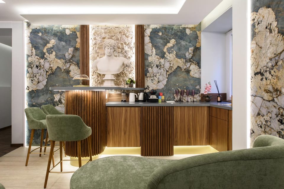 Lounge or bar