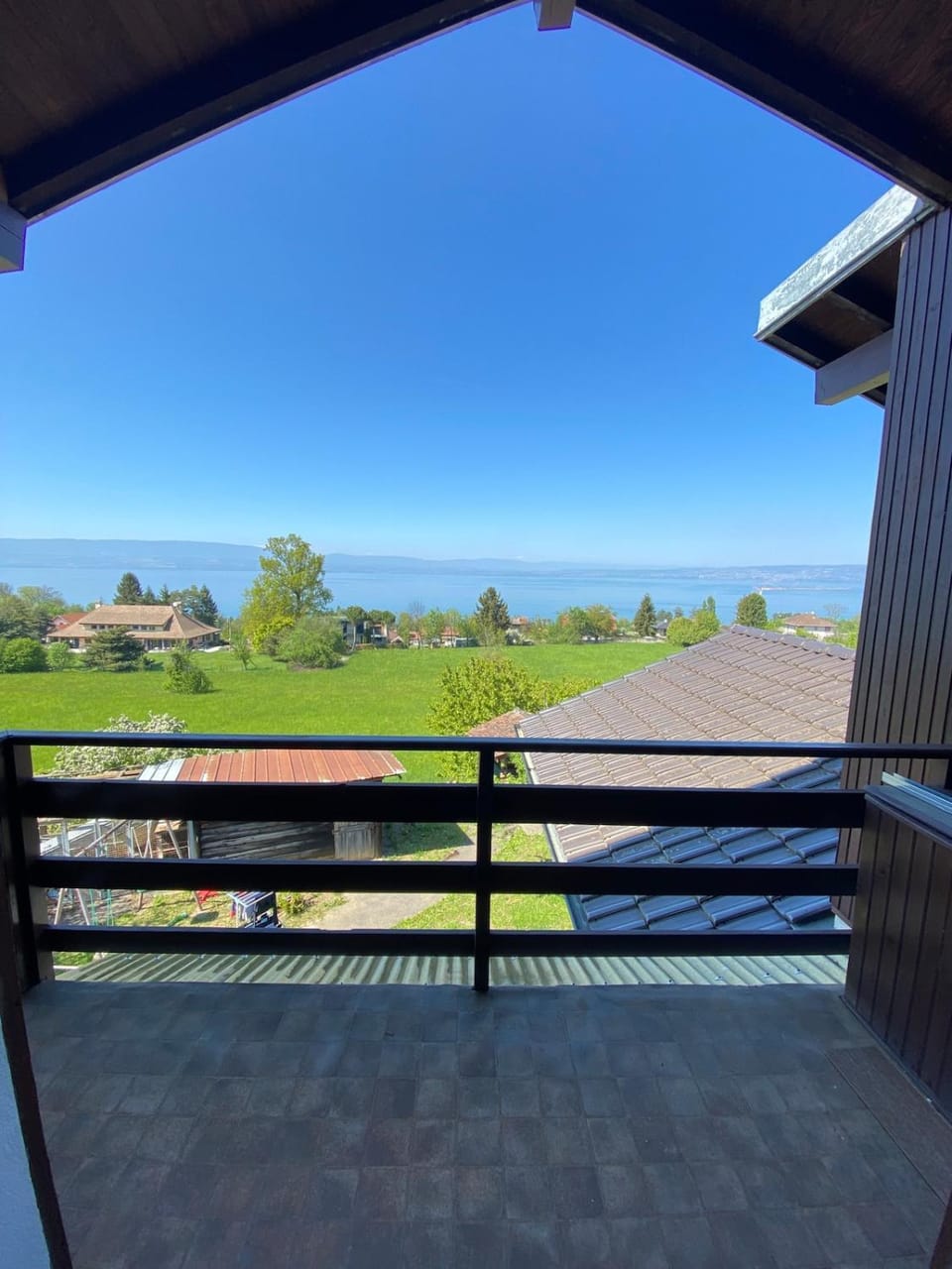 Appartement vue lac Apartment in Évian-les-Bains