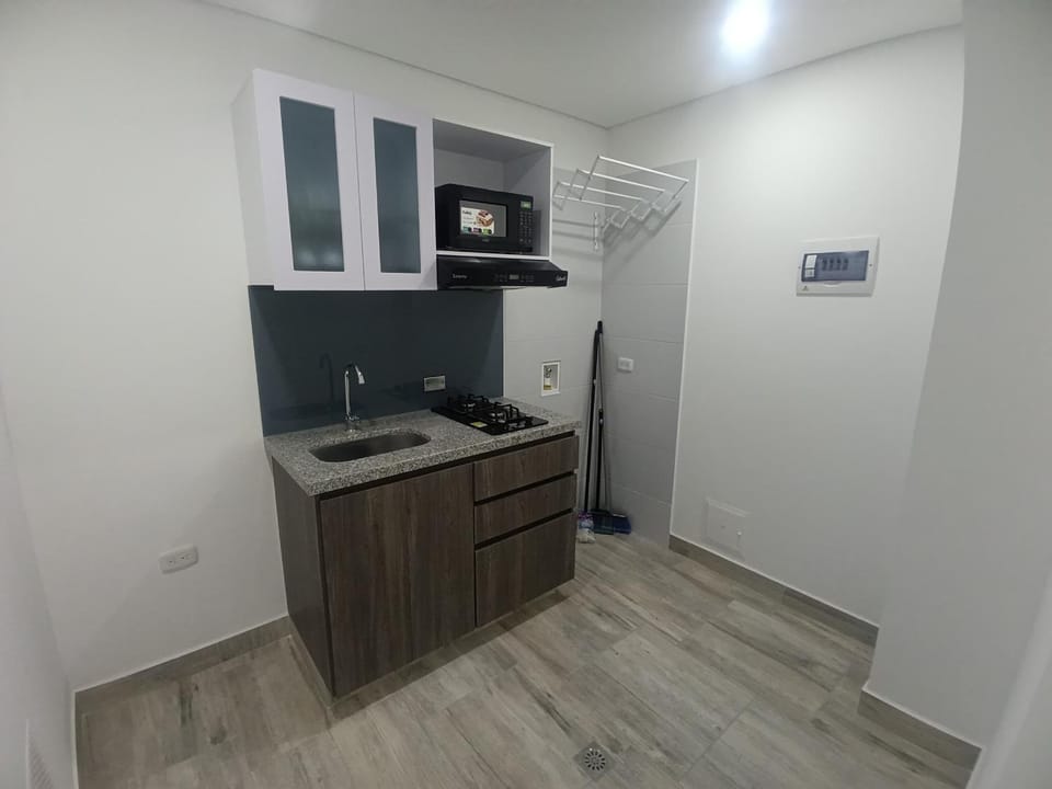 Apartaestudio amoblado, Edificio Avanzzare T2-701 Apartment in Bogota