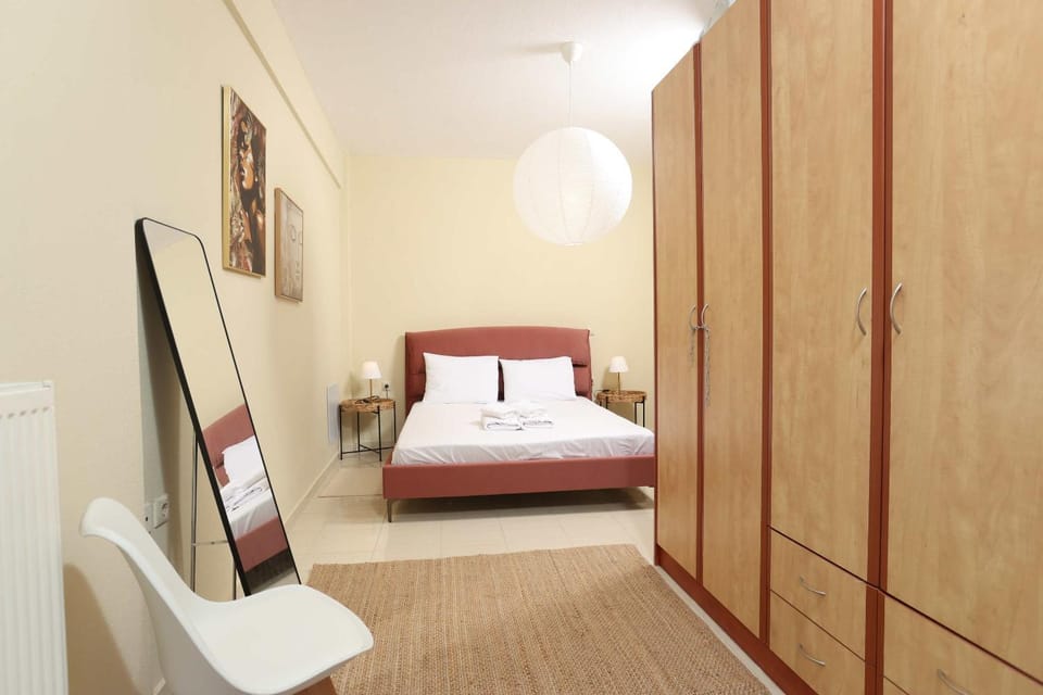 Bed, Photo of the whole room, Bedroom, wardrobe