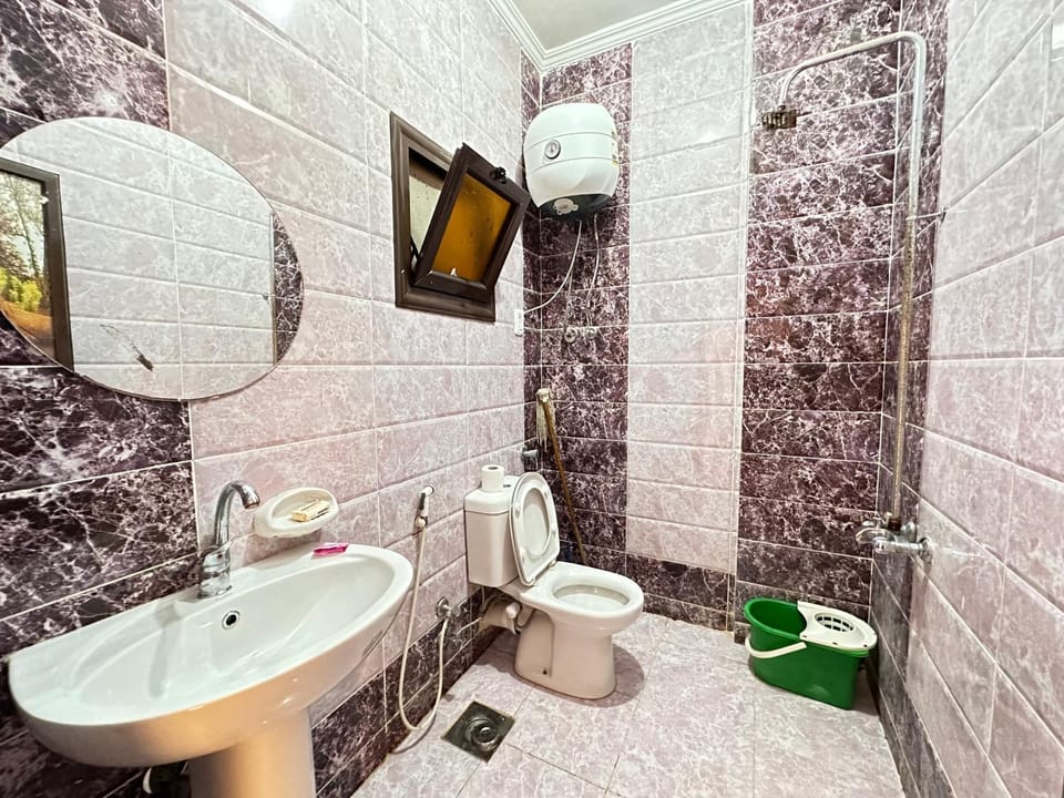 Shower, Toilet, Bathroom, bidet