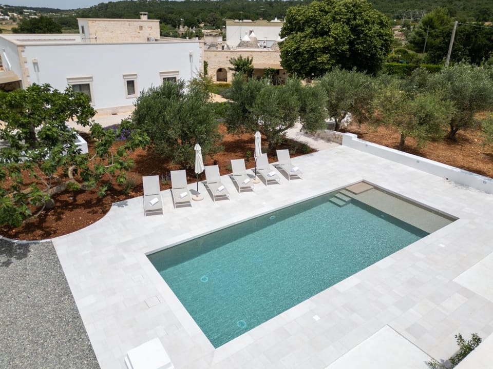 Day, Garden, Pool view, Swimming pool, sunbed