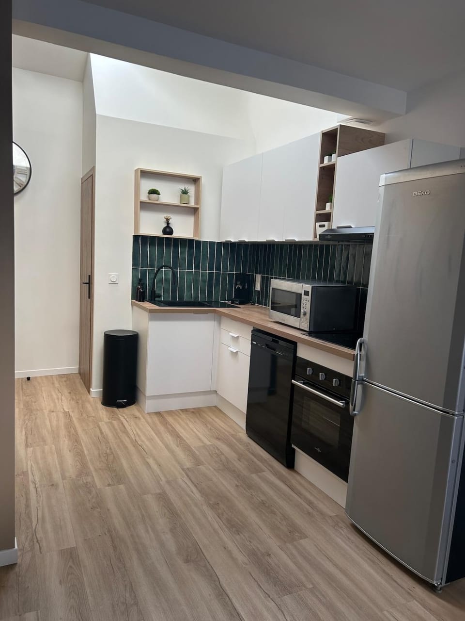 dishwasher, oven, stove