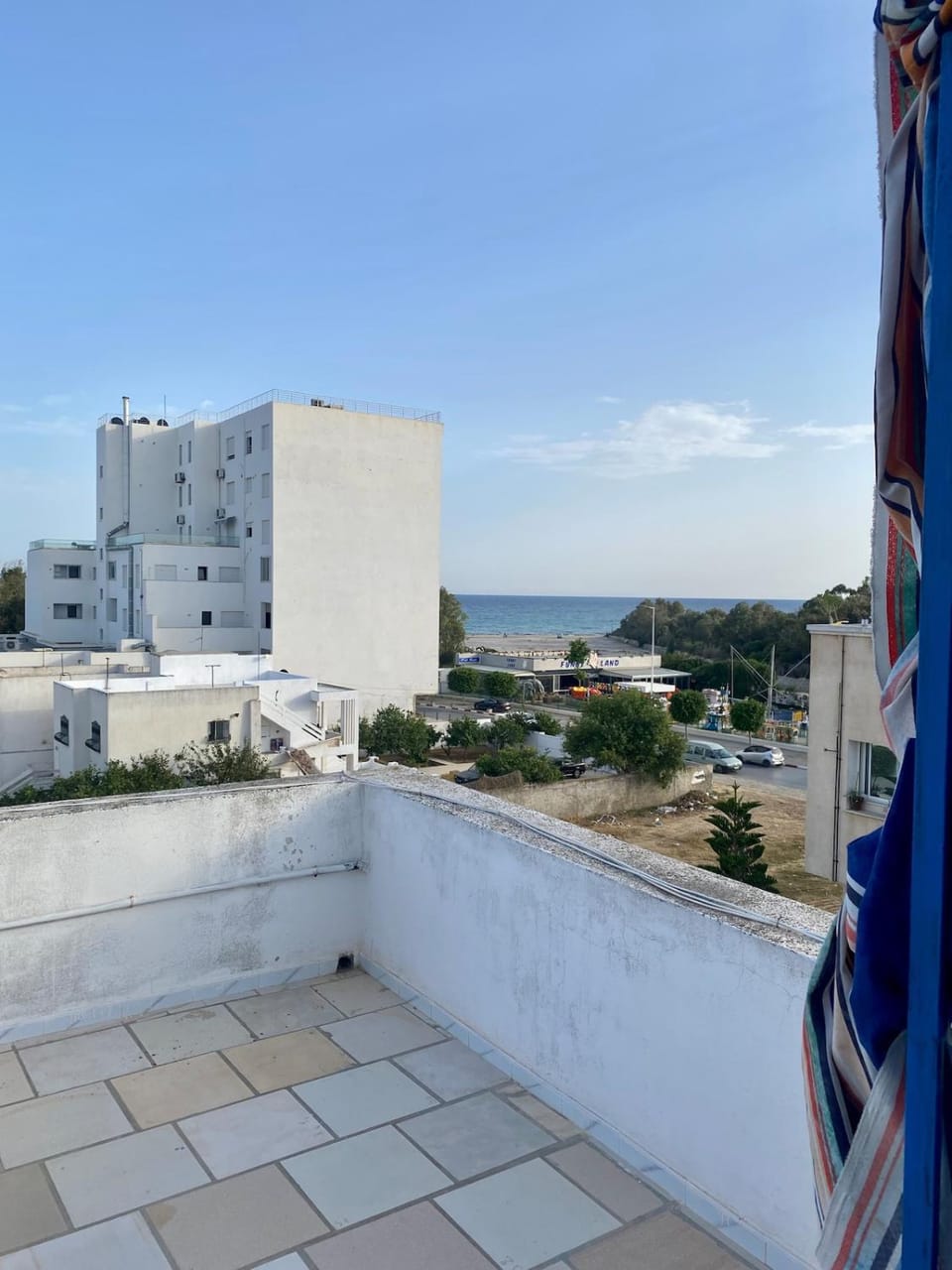 Natural landscape, Balcony/Terrace, Sea view