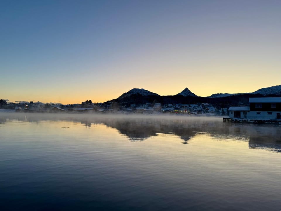 Off site, Winter, Seasons, Location