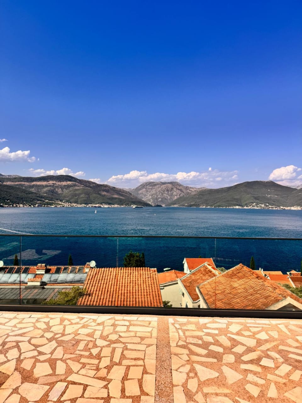 Nearby landmark, Natural landscape, Sea view