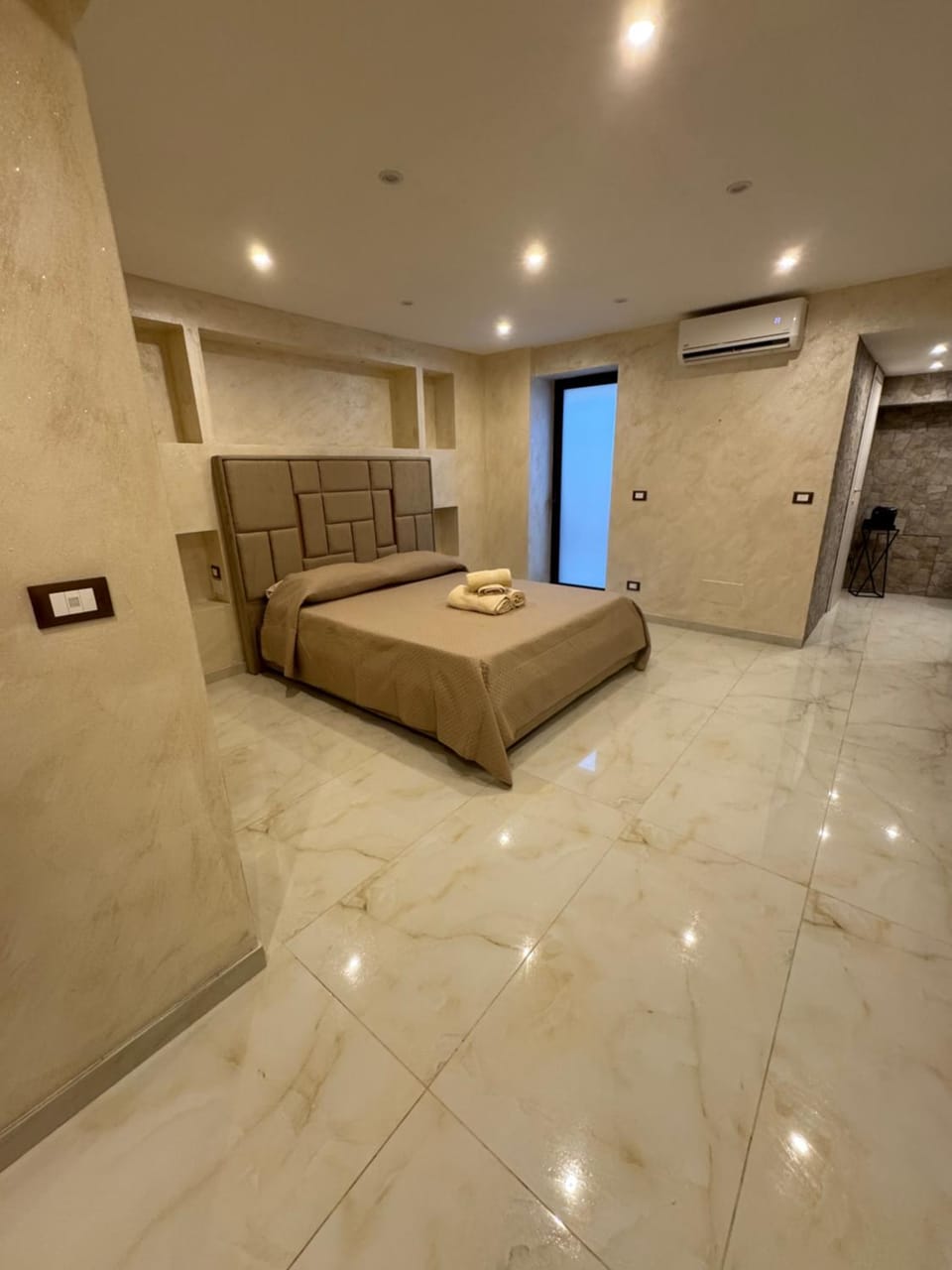 Bquadro suite House in Catania