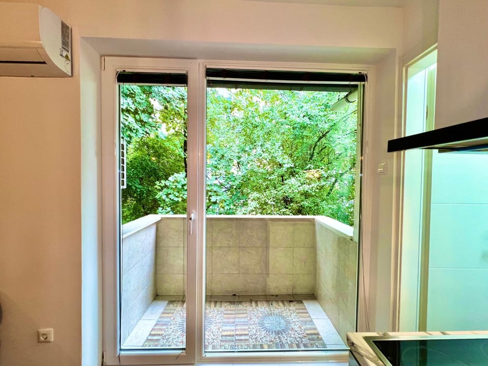 Patio, View (from property/room), Balcony/Terrace