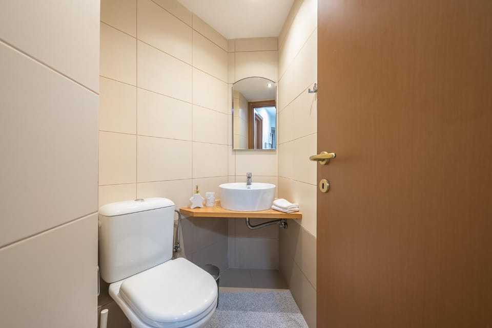 Cozy 2 bedroom flat near Gazi Apartment in Athens