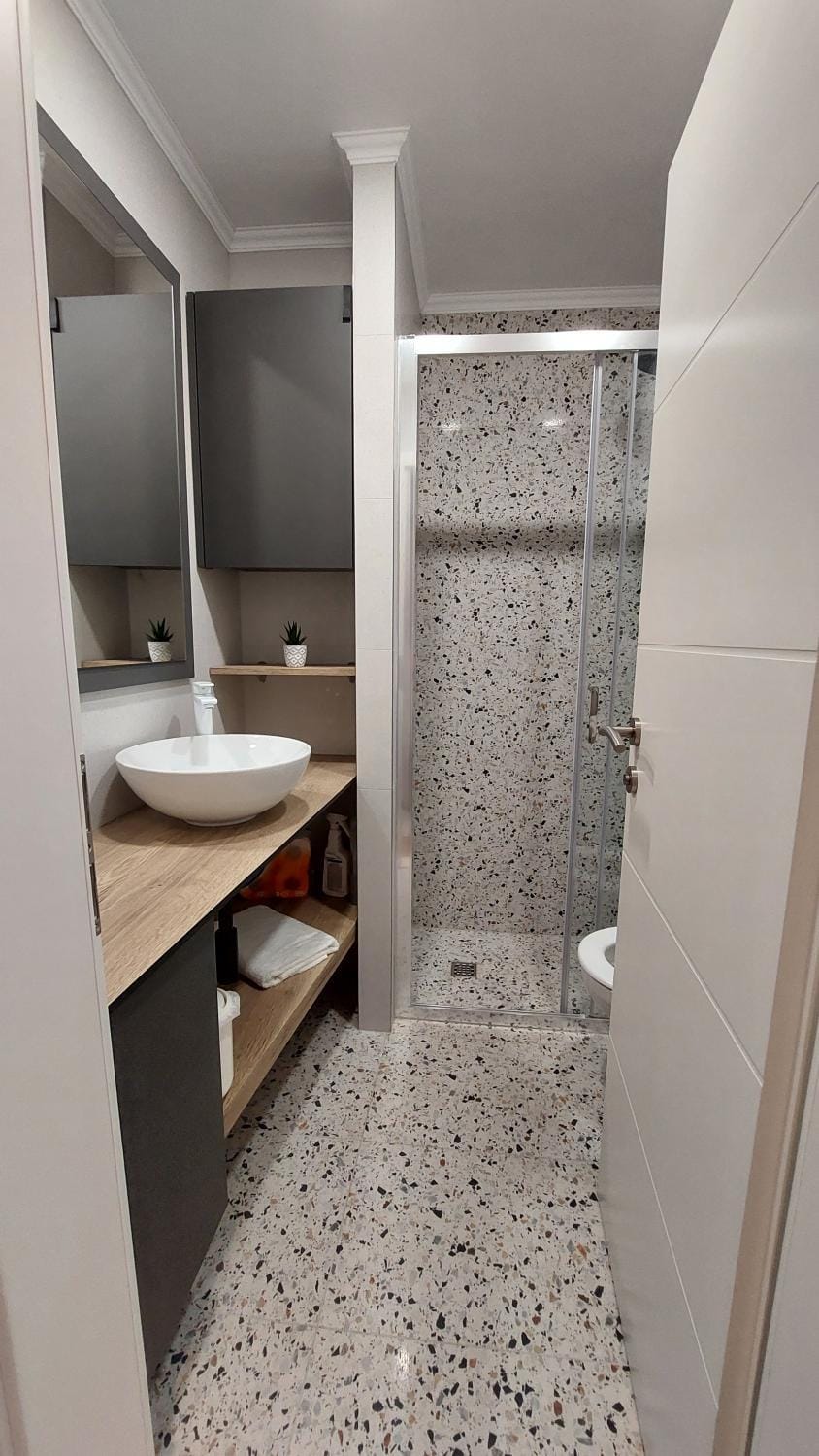 Shower, Bathroom