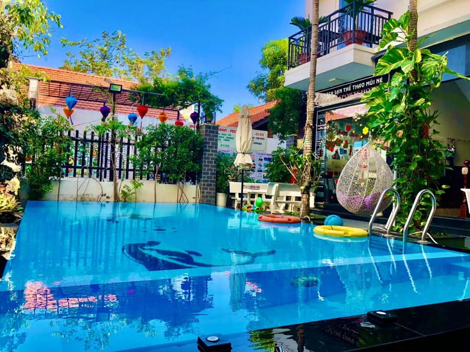 Pool view, Swimming pool