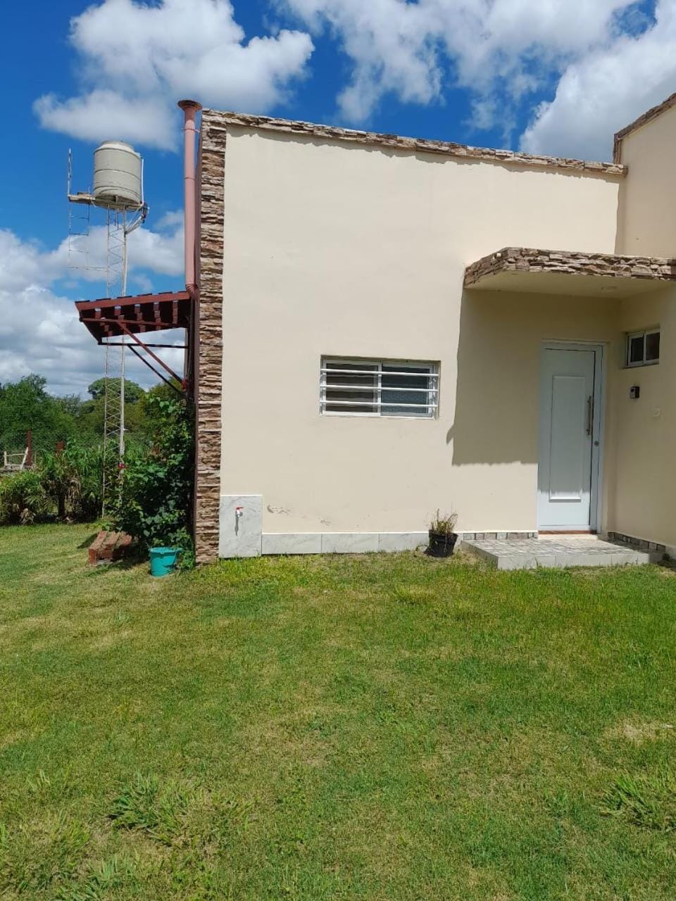 Casita Rosa House in Entre Ríos Province, Argentina